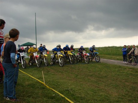 036 motokrosový den 16.5.2009 .JPG